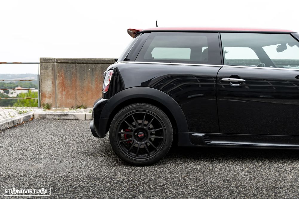 MINI 3 Portas John Cooper Works - 10
