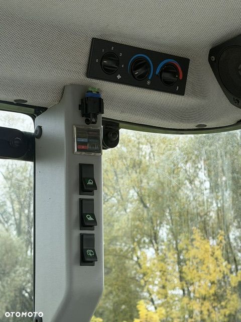 Claas Nexos 230 VL - 9