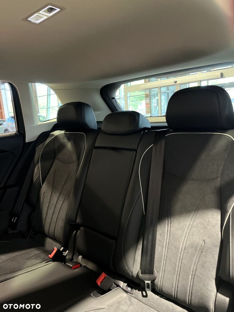 Volkswagen Tiguan 1.5 eTSI Elegance DSG - 29