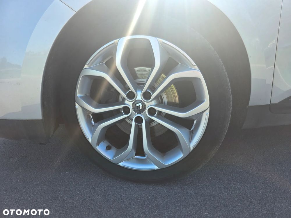 Renault Grand Scenic BLUE dCi 120 EDC LIMITED - 29