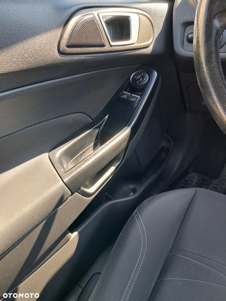 Ford Fiesta 1.25 Trend - 10