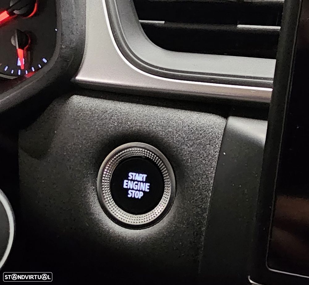 Renault Captur BLUE dCi 115 EDC BUSINESS EDITION - 10