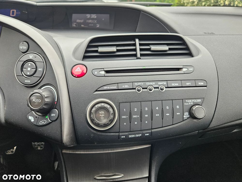 Honda Civic 1.4 Comfort - 24