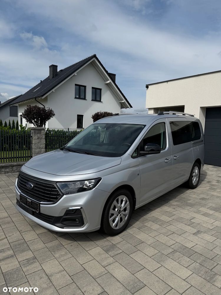 Ford Tourneo Connect Grand 2.0 EcoBlue Titanium
