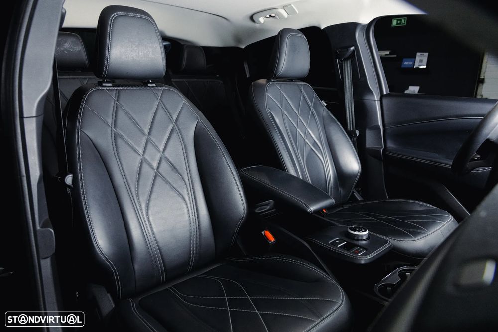 Ford Mustang Mach-E 75.7 kWh Base - 14