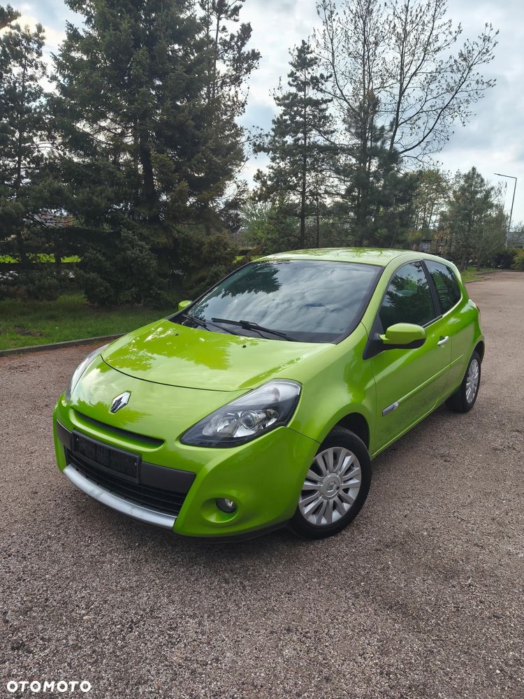 Renault Clio 1.2 16V 75 TomTom Edition - 2