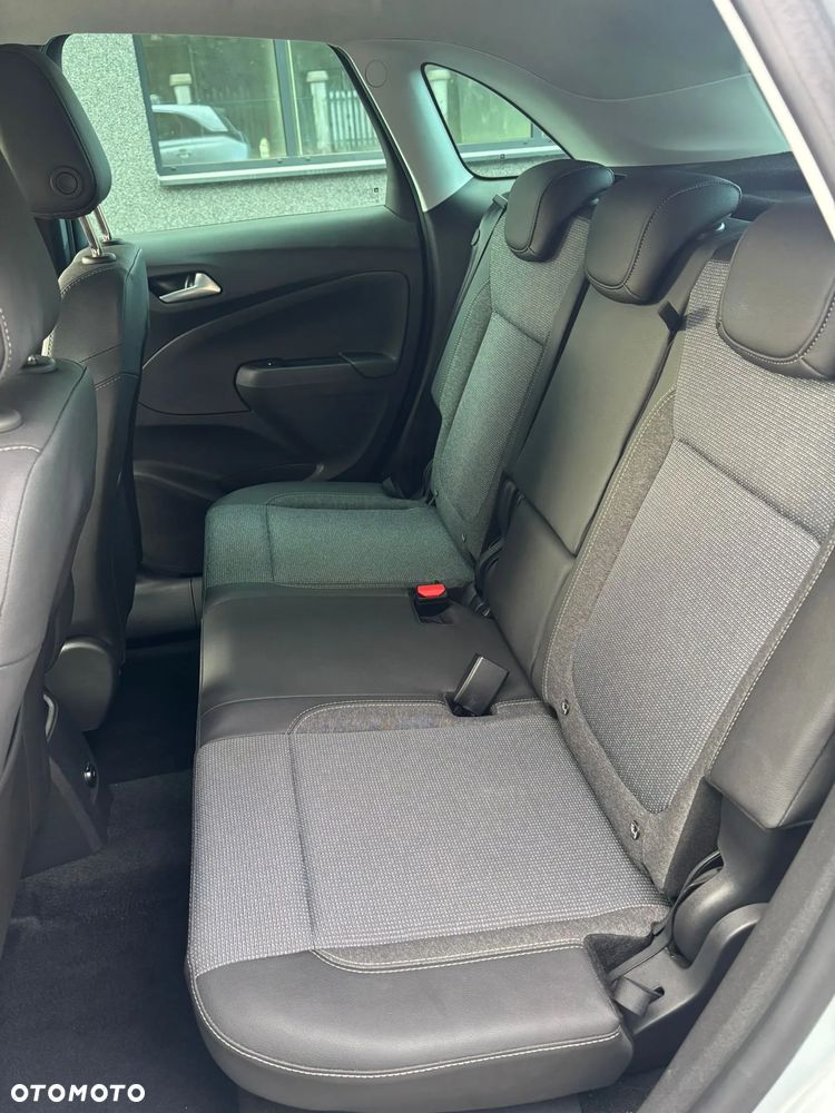 Opel Crossland X - 10