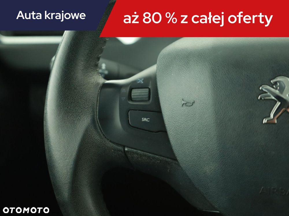 Peugeot 208 - 16