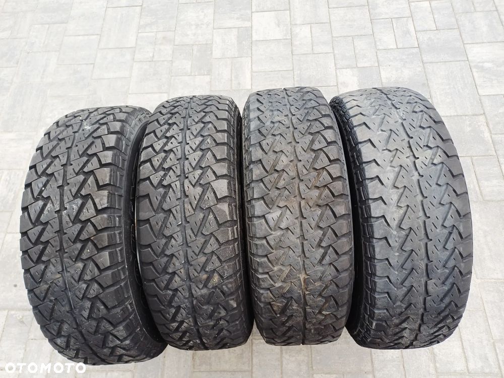FELIGI Z OPONAMI STALOWE NISSAN TERRANO PATHFINDER R15 6x139,7 100,3 mm OPONY 235/75 R15 NR2 - 10