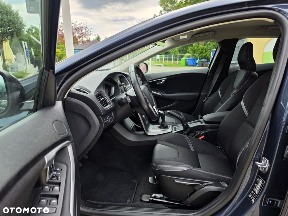 Volvo V40 - 20