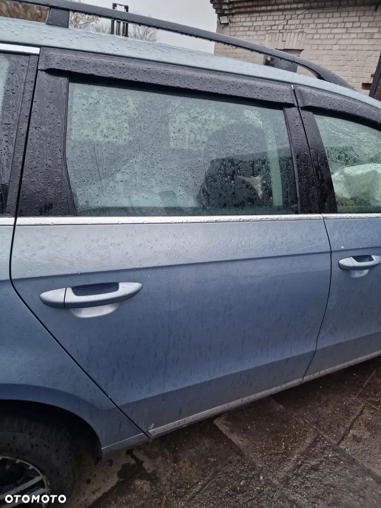 Drzwi prawy tył vw passat b7 kombi w kolorze LC7Z - 1