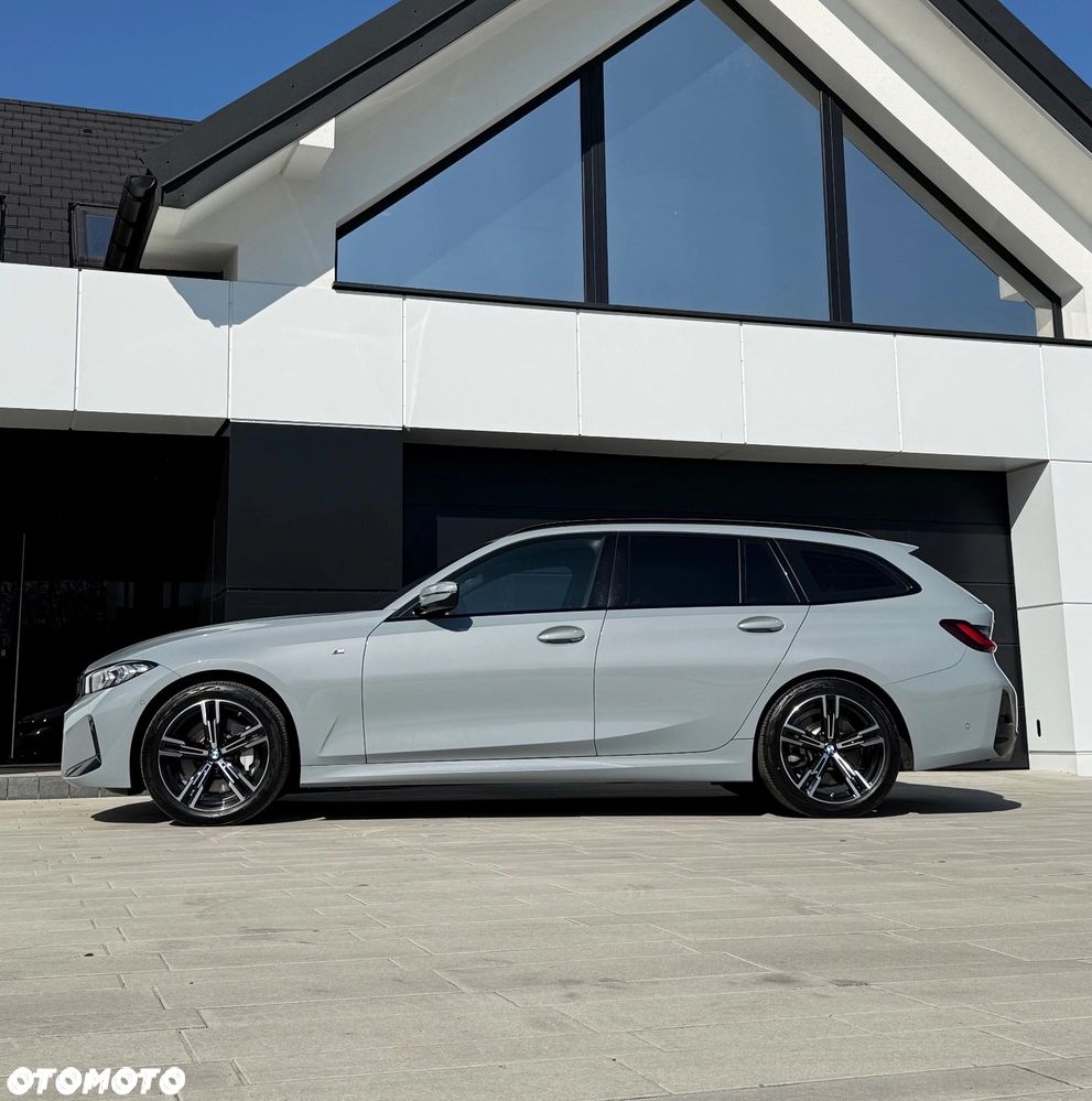 BMW Seria 3 330i xDrive M Sport - 14