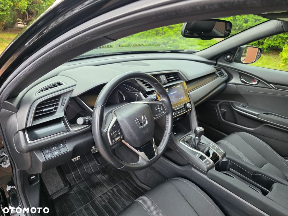 Honda Civic 1.5 T Sport Plus (Navi) - 34