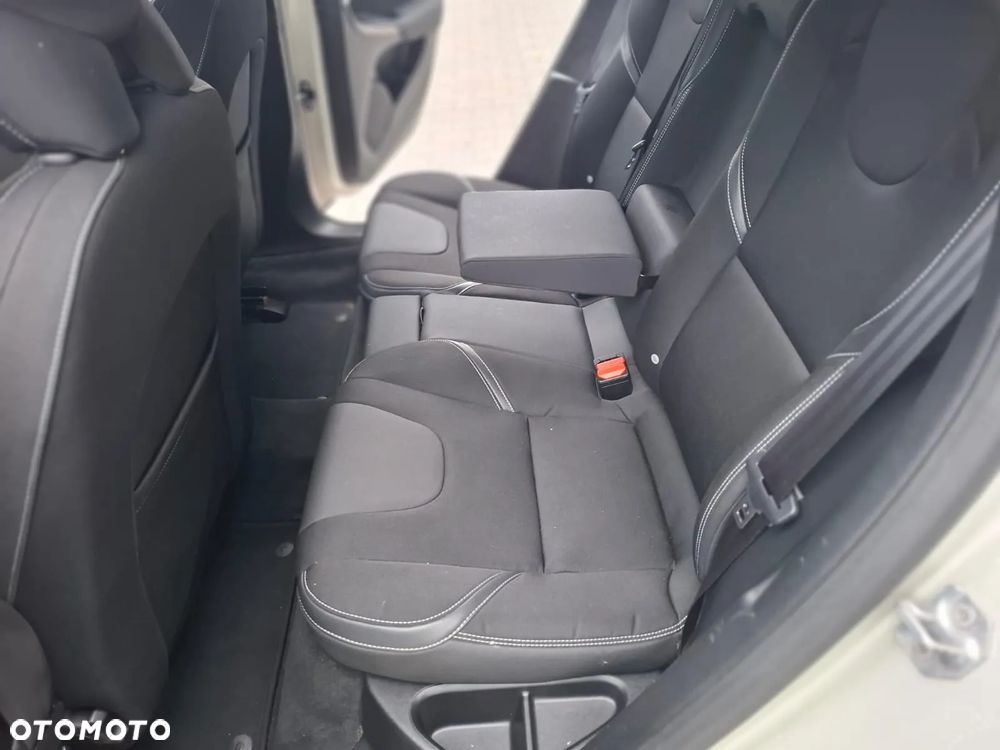 Volvo V40 D3 Drive-E SCR Kinetic - 24