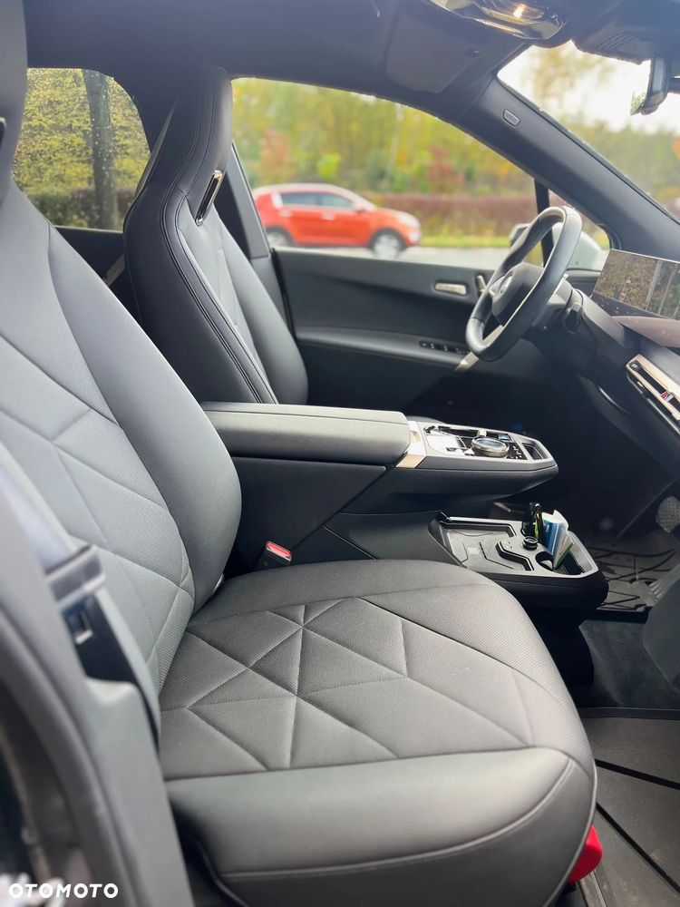 BMW iX xDrive40 76.6kWh - 18