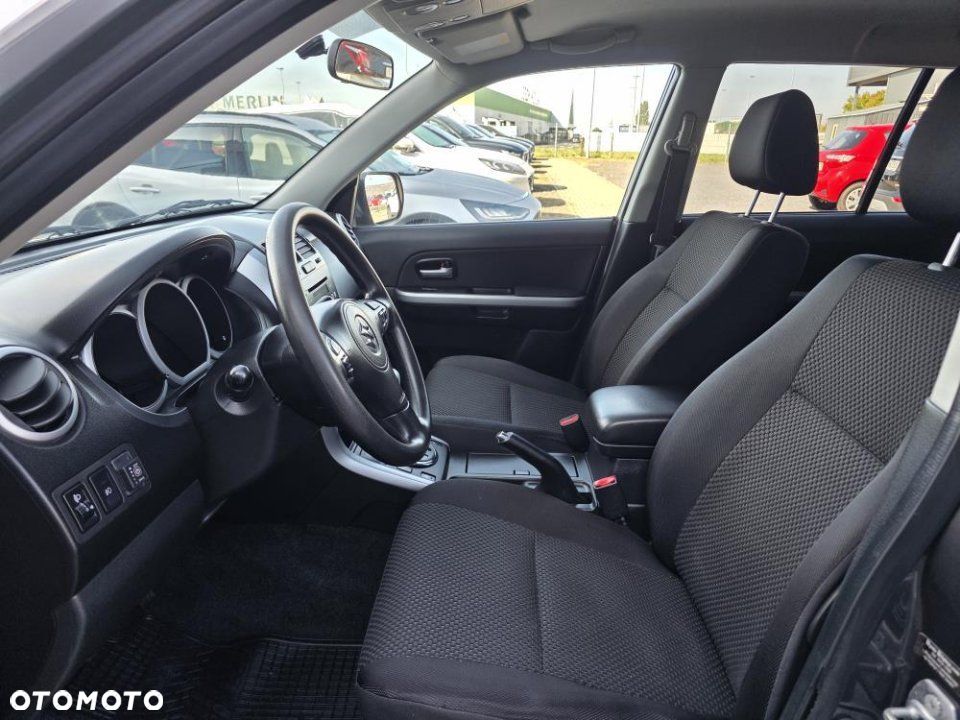 Suzuki Grand Vitara - 17