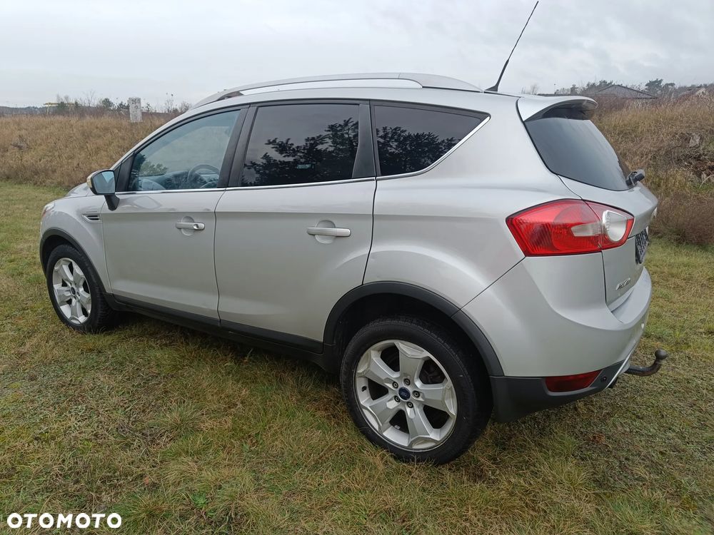 Ford Kuga 2.0 TDCi 4x4 Titanium - 3