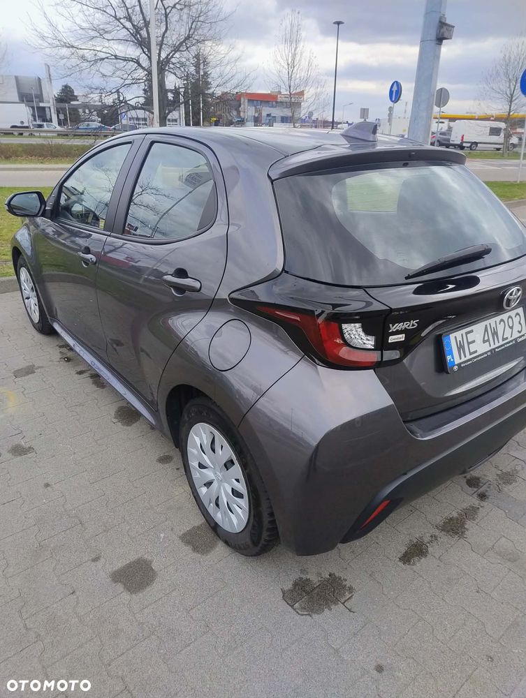 Toyota Yaris - 4