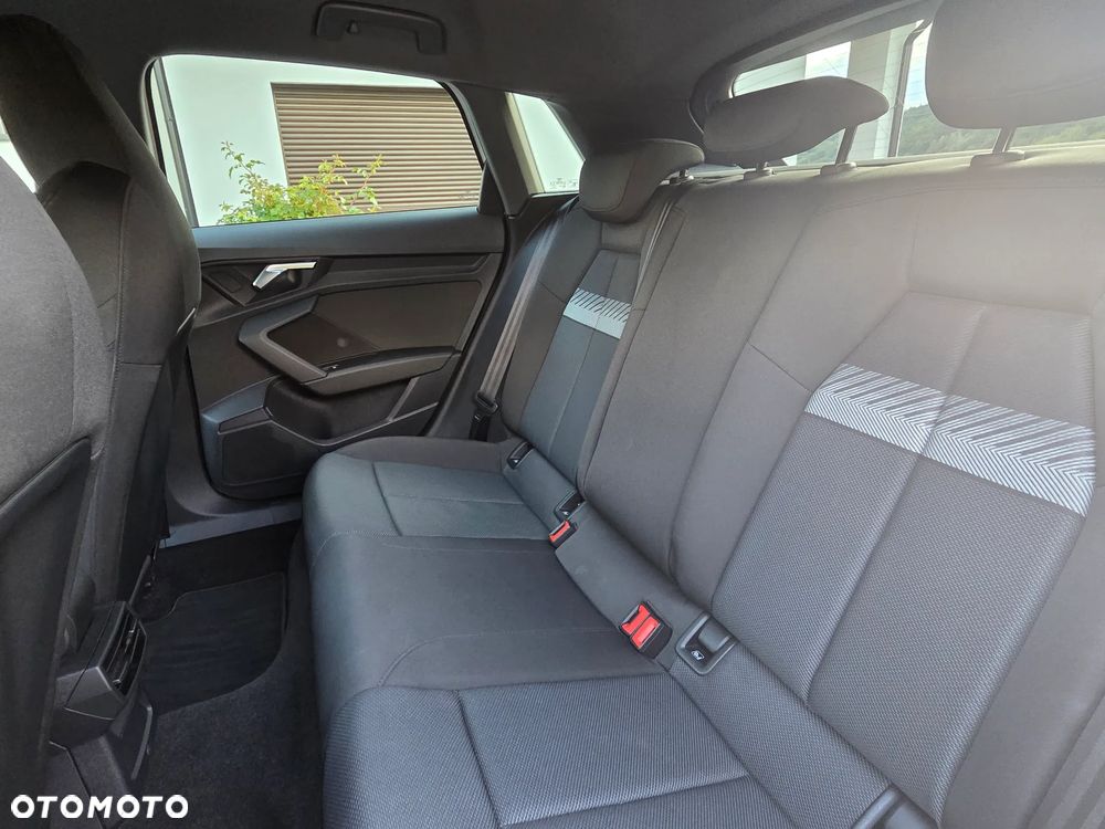 Audi A3 Sportback 30 TDI - 17