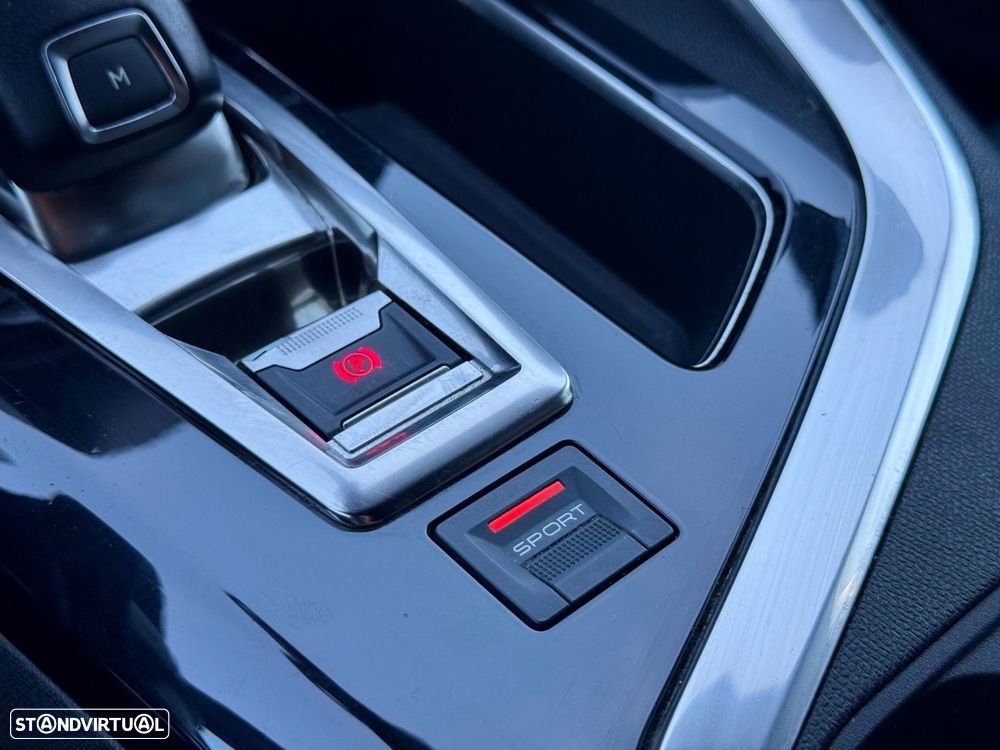 Peugeot 3008 1.5 BlueHDi GT Line EAT8 - 43