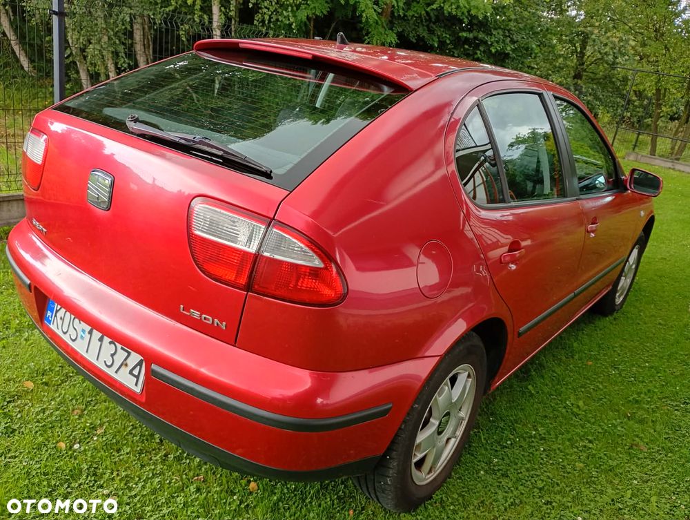 Seat Leon 1.6 Signo - 11