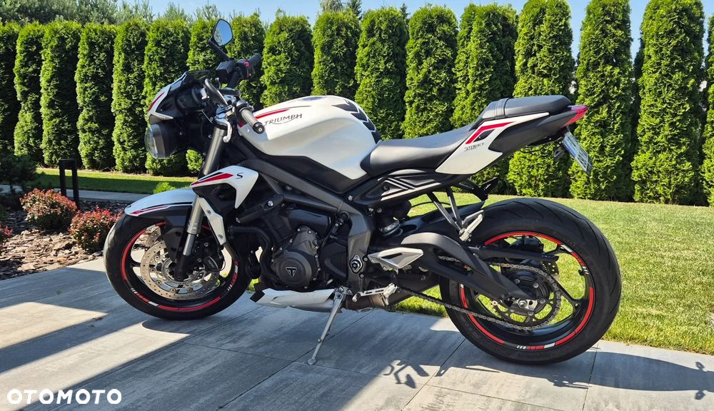 Triumph Street Triple - 3