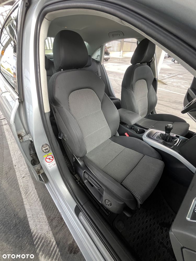 Audi A4 Limousine - 12