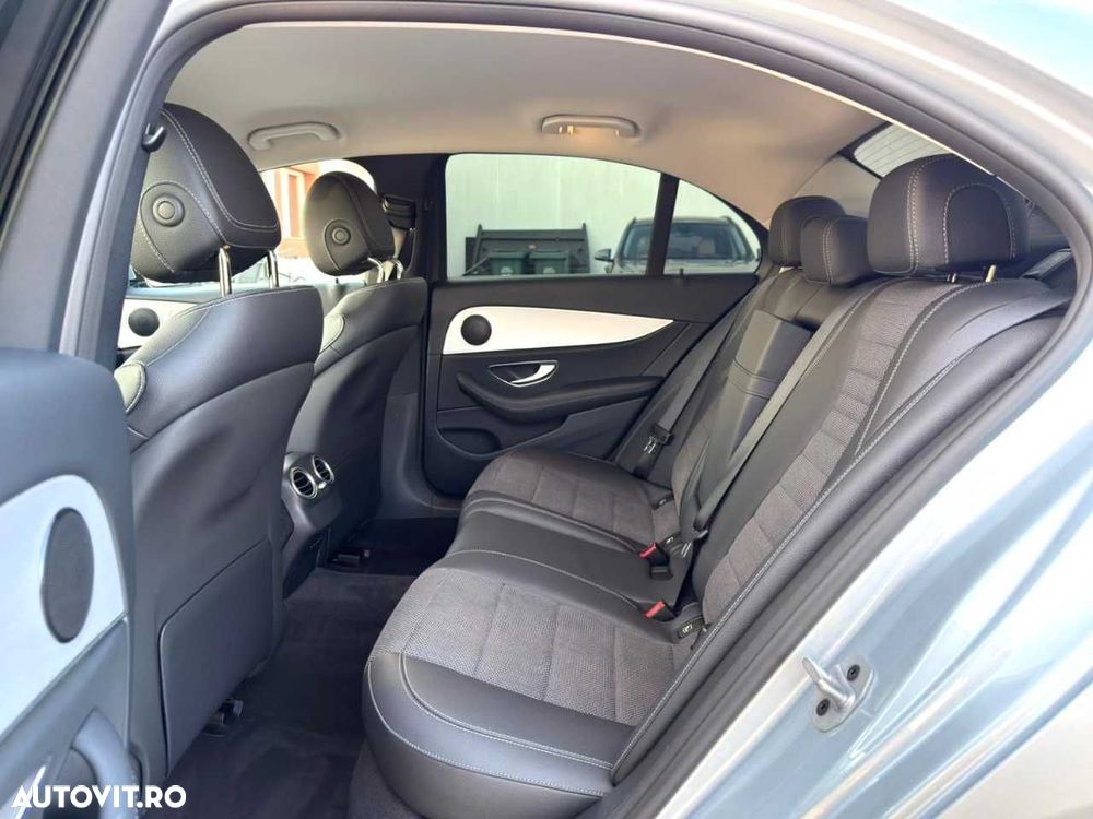 Mercedes-Benz E - 17