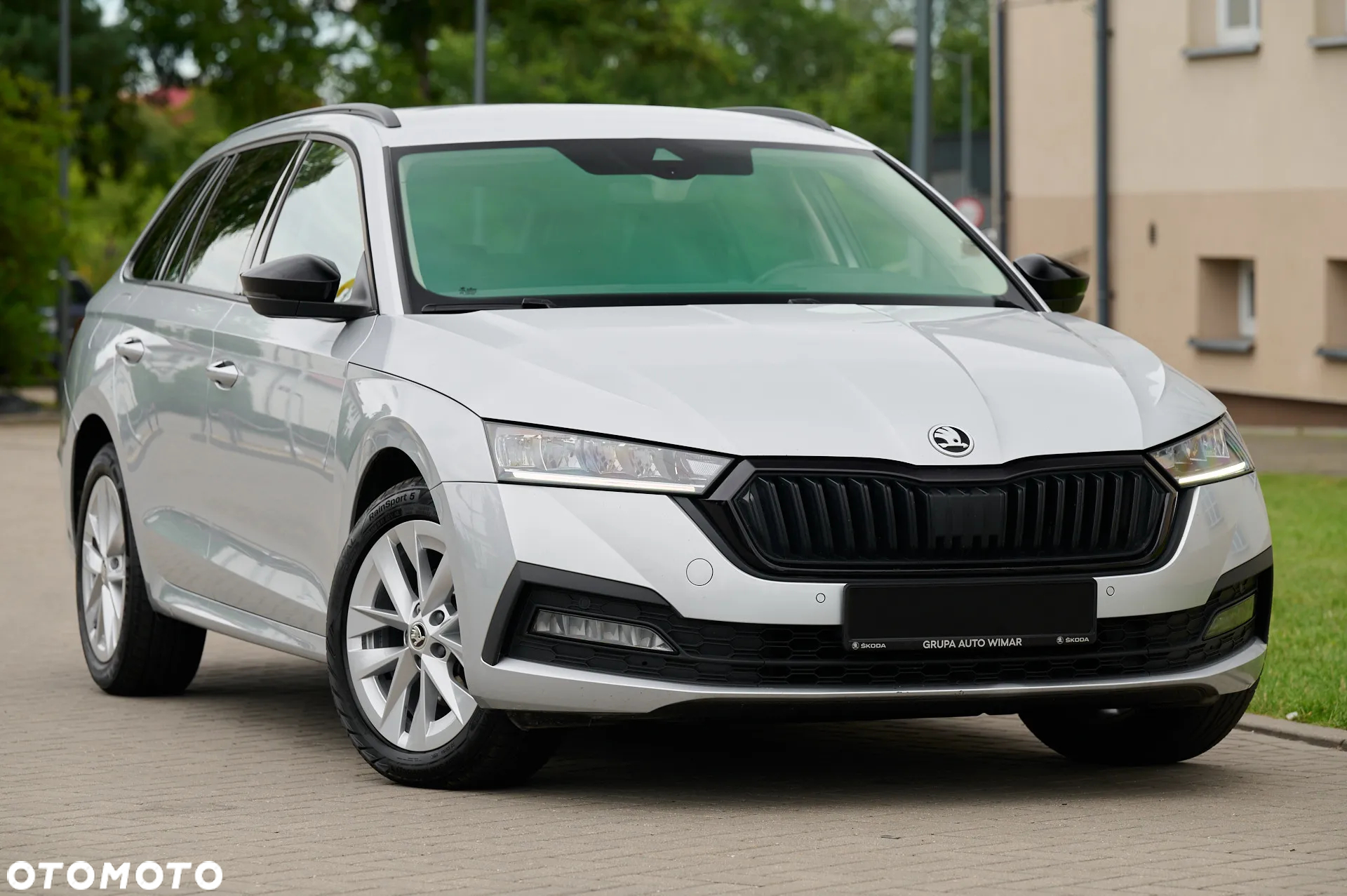 Skoda Octavia 2.0 TDI Ambition DSG - 24