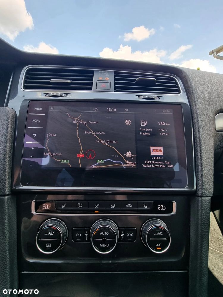 Volkswagen Golf - 17