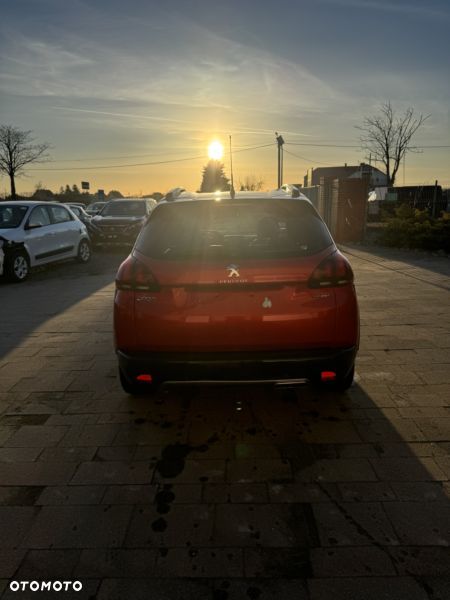 Peugeot 2008 PureTech 110 Stop&Start GT-Line Edition - 4