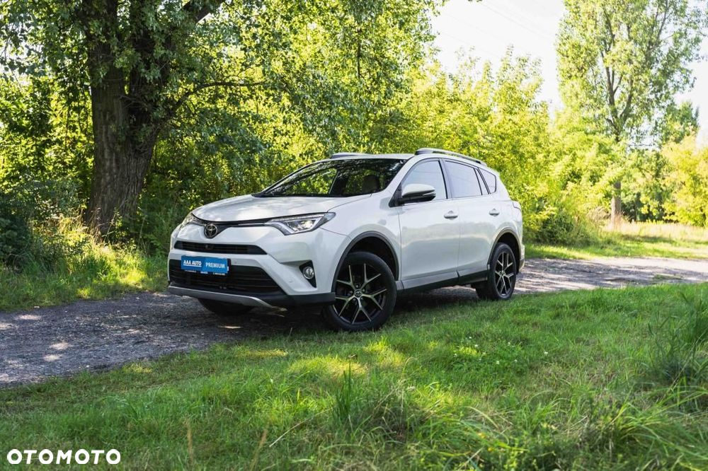 Toyota RAV4 - 2