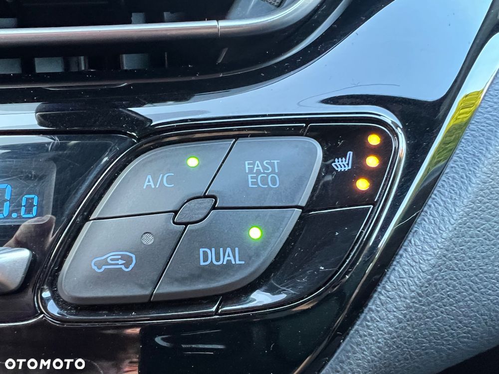 Toyota C-HR - 30