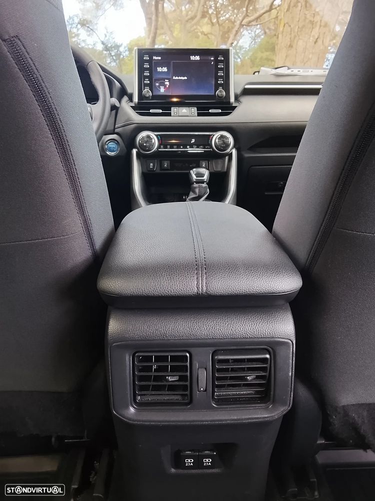 Toyota RAV4 2.5 HDF Comfort - 13