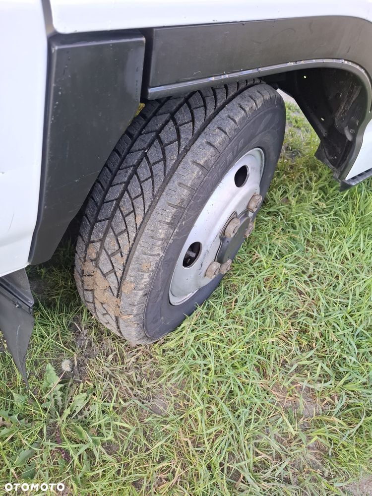 Isuzu NPR 3.0 - 3