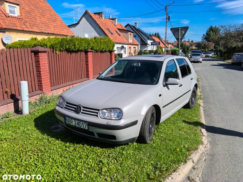 Volkswagen Golf 1.9 TDI Basis - 2