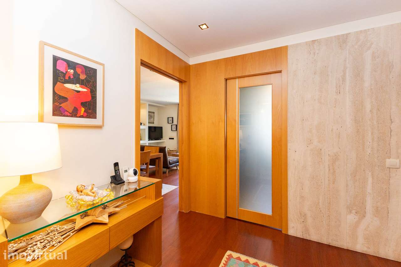 Apartamento T3 com varanda e garagem em Canidelo - Grande imagem: 5/36