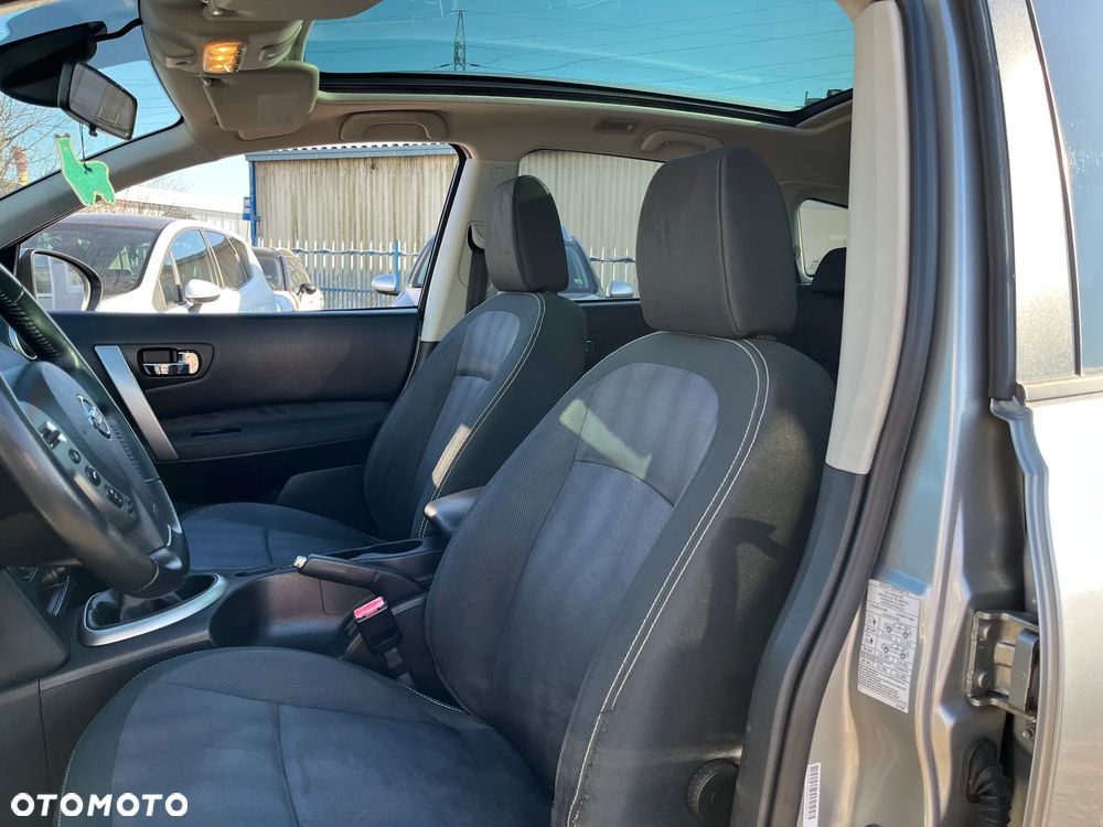 Nissan Qashqai+2 - 13