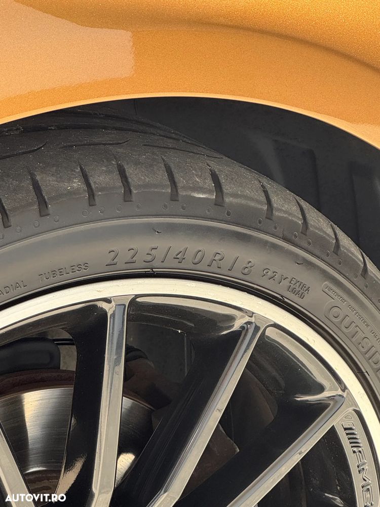 Mercedes-Benz A 180 7G-DCT AMG Line - 29