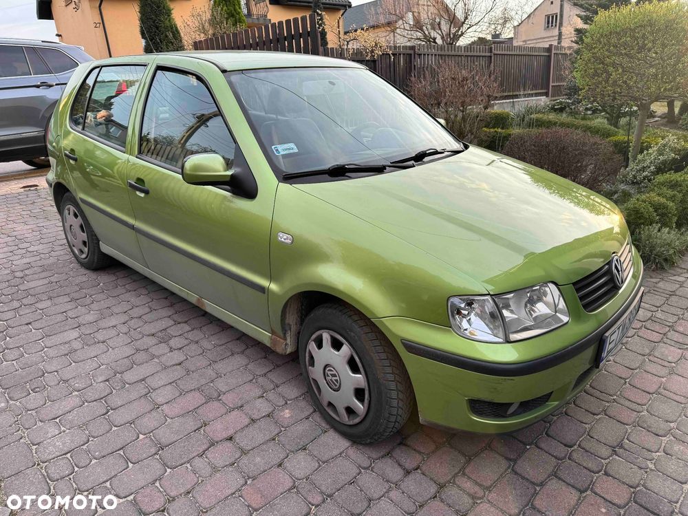 Volkswagen Polo - 1