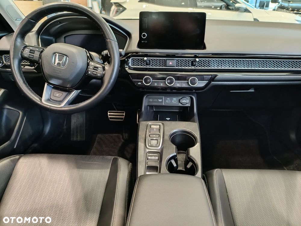 Honda Civic 2.0 i-MMD Advance BSI CVT - 18