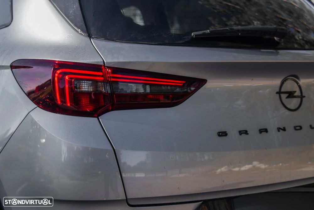 Opel Grandland 1.2 T GS Line - 12