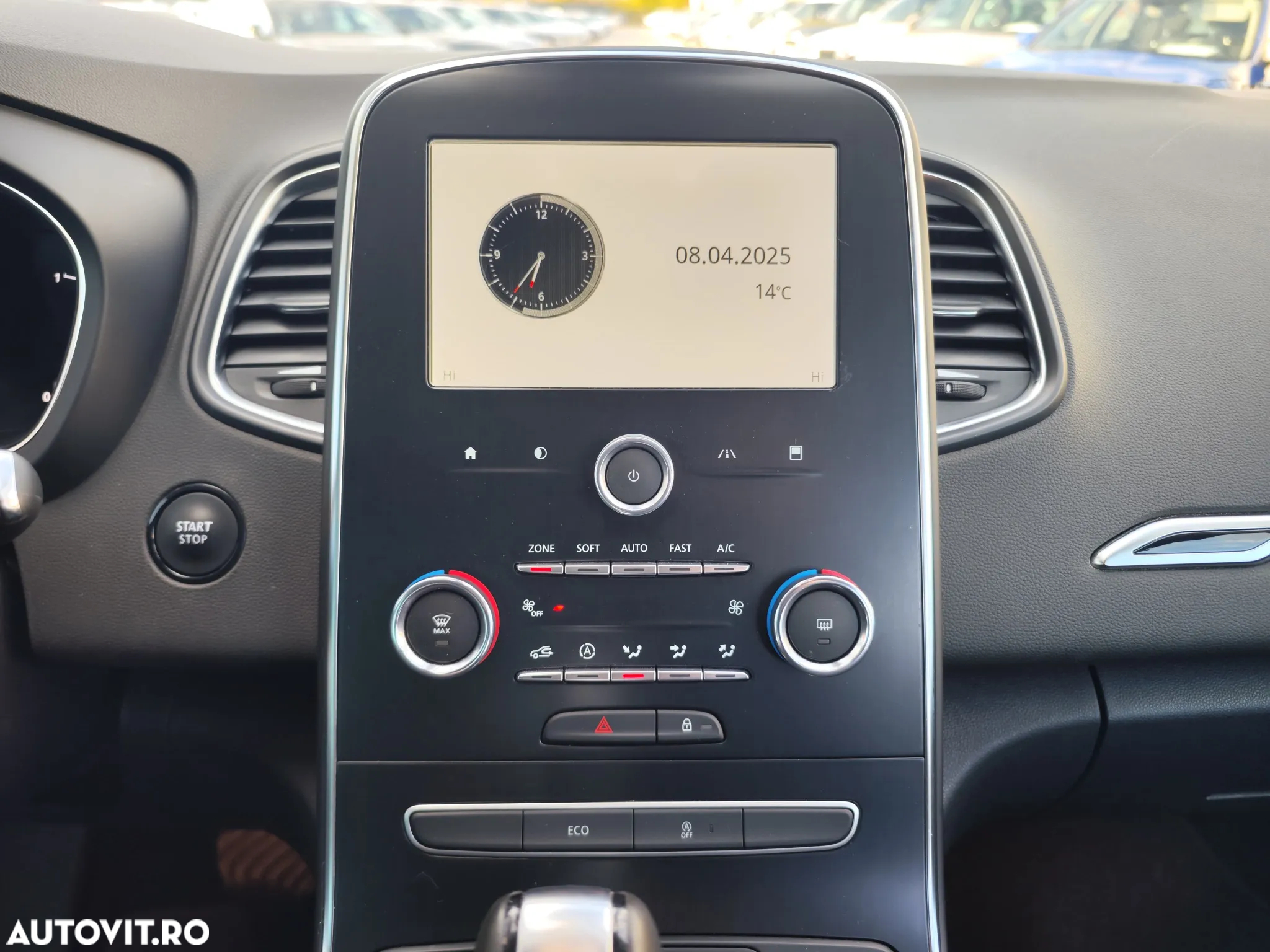 Renault Grand Scenic BLUE dCi 120 EDC BUSINESS EDITION - 19