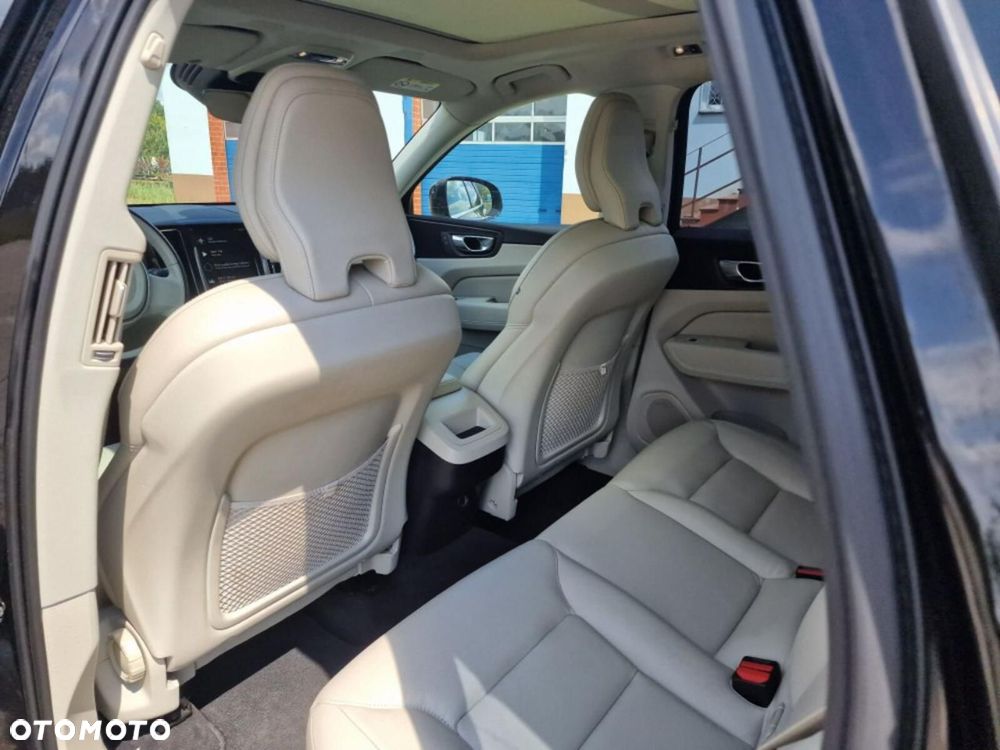 Volvo XC 60 - 6
