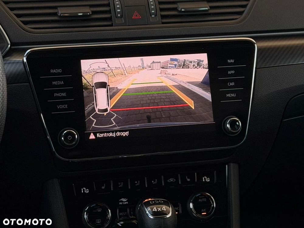 Skoda Superb 2.0 TSI 4x4 Sportline DSG - 36