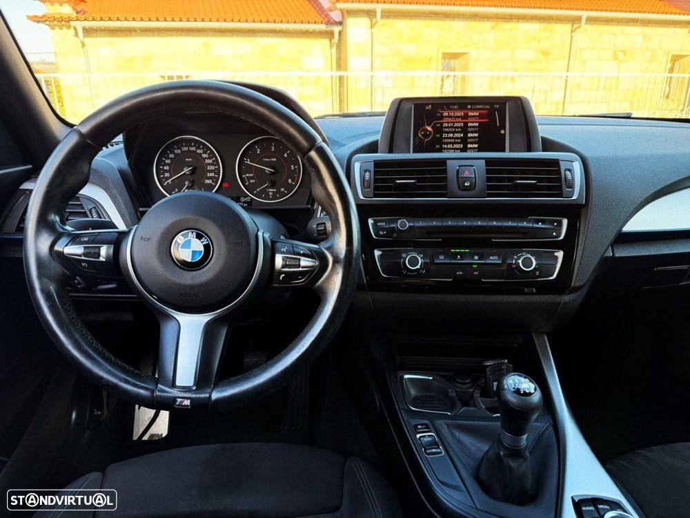 BMW 118 d Pack M - 33
