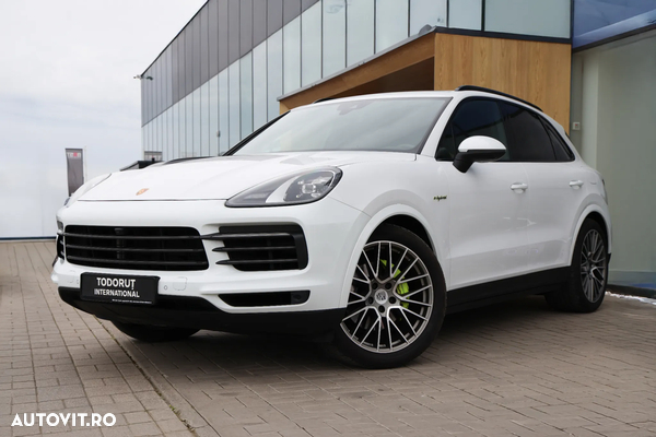 Porsche Cayenne E-Hybrid Tiptronic S Platinum Edition