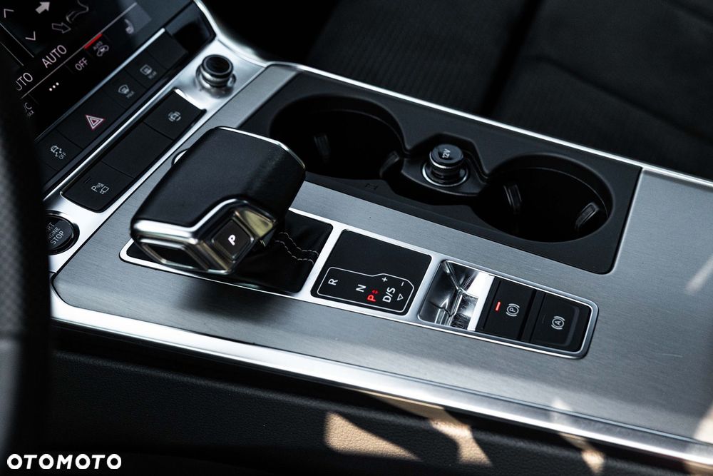 Audi A6 Avant - 4