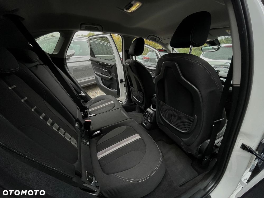 BMW Seria 2 218d Sport-Aut M Sport - 17