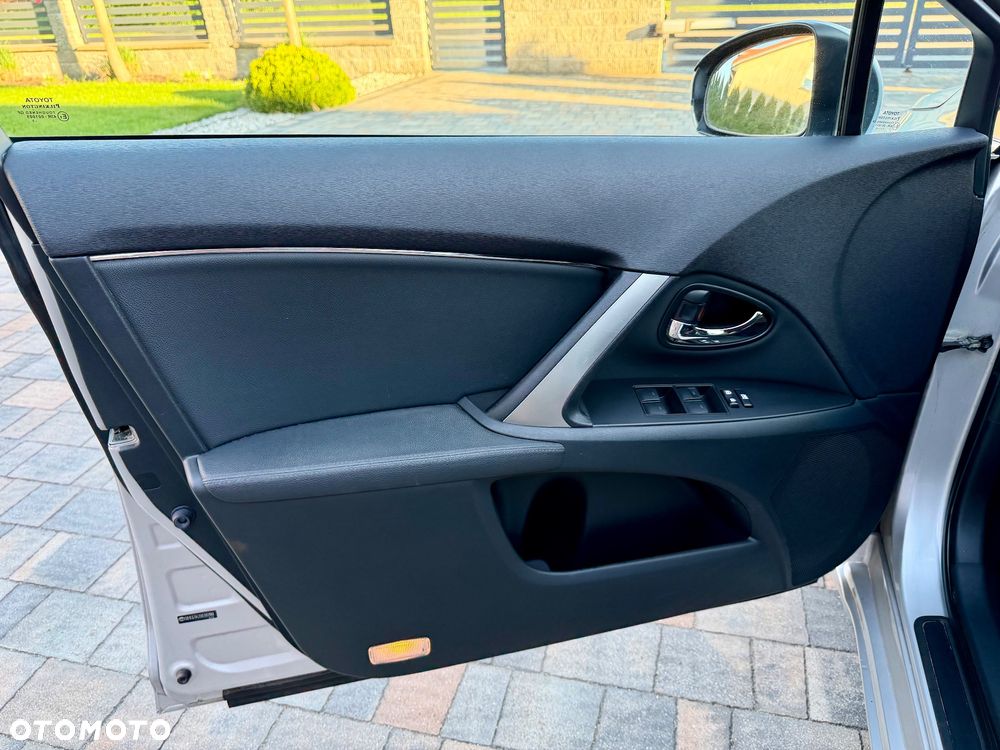 Toyota Avensis 1.8 Executive - 13